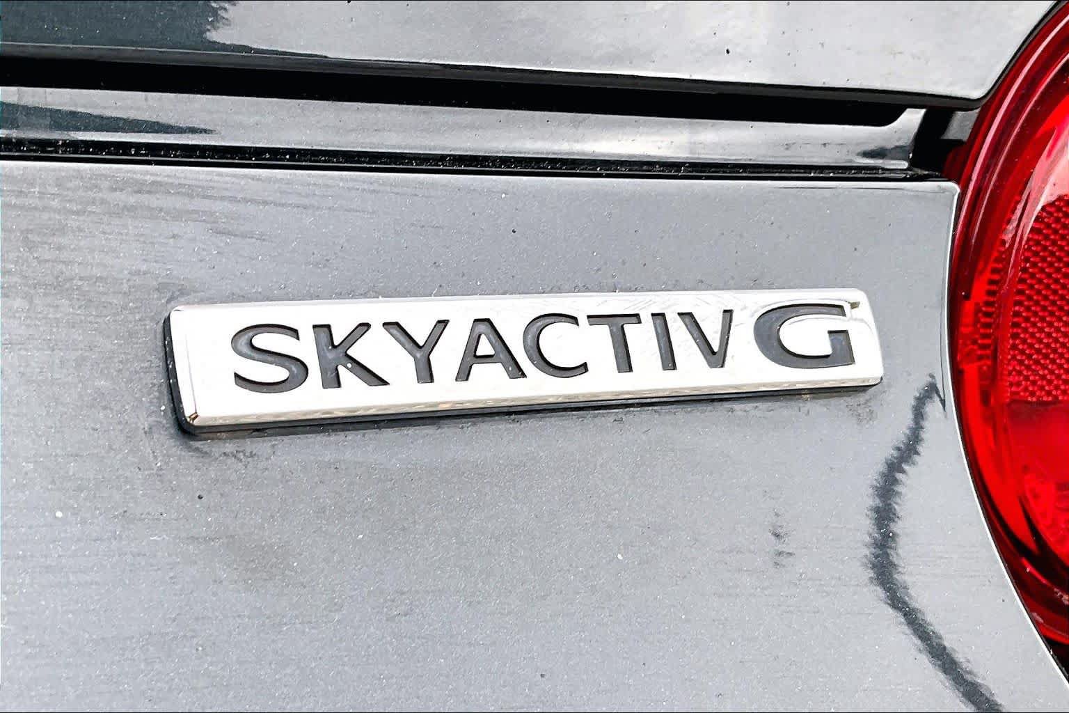 Used 2020 MAZDA MX-5 Miata RF Grand Touring RWD image 10