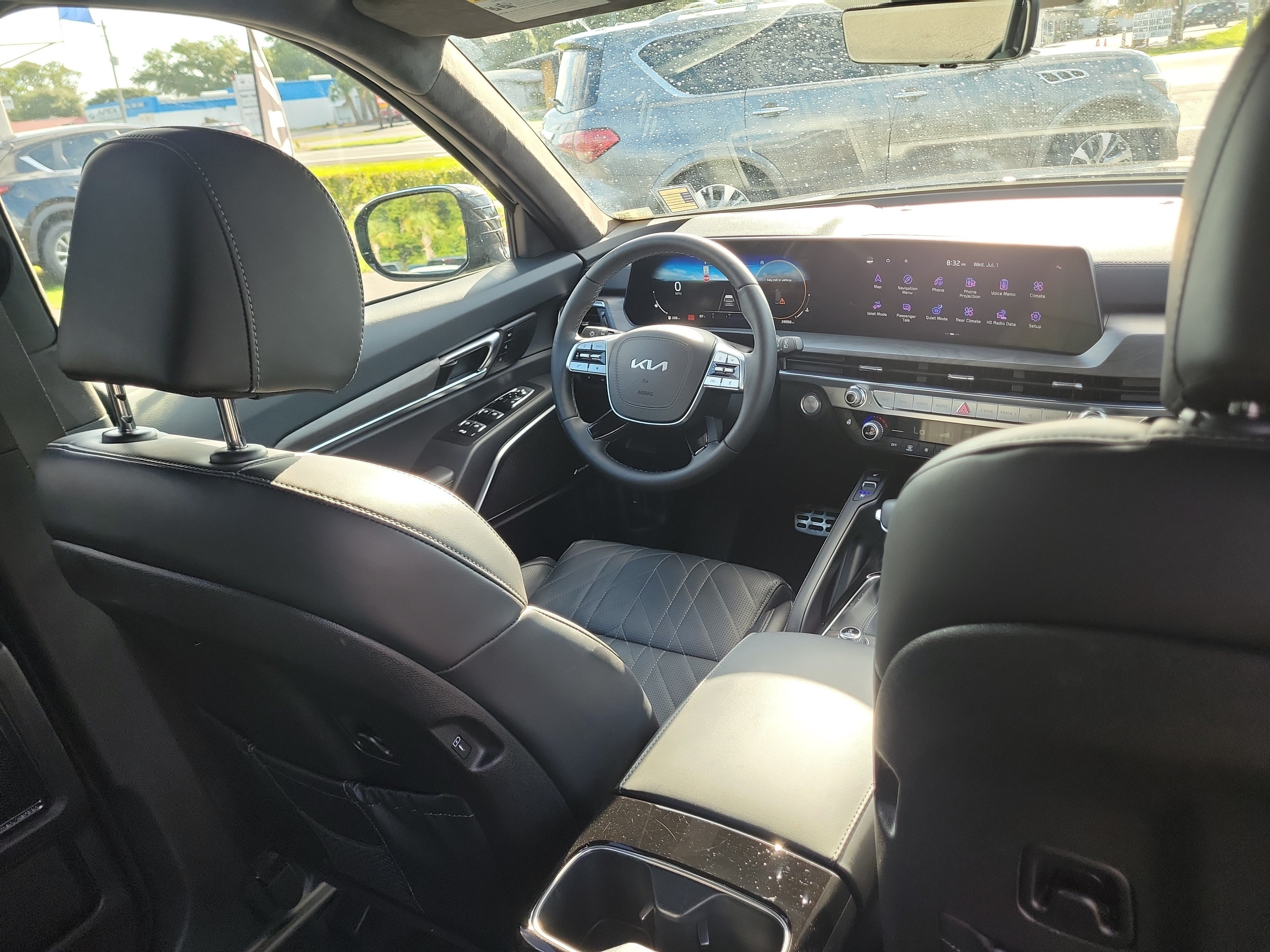 Certified 2025 Kia Telluride SX Prestige X-Line AWD/4WD image 13