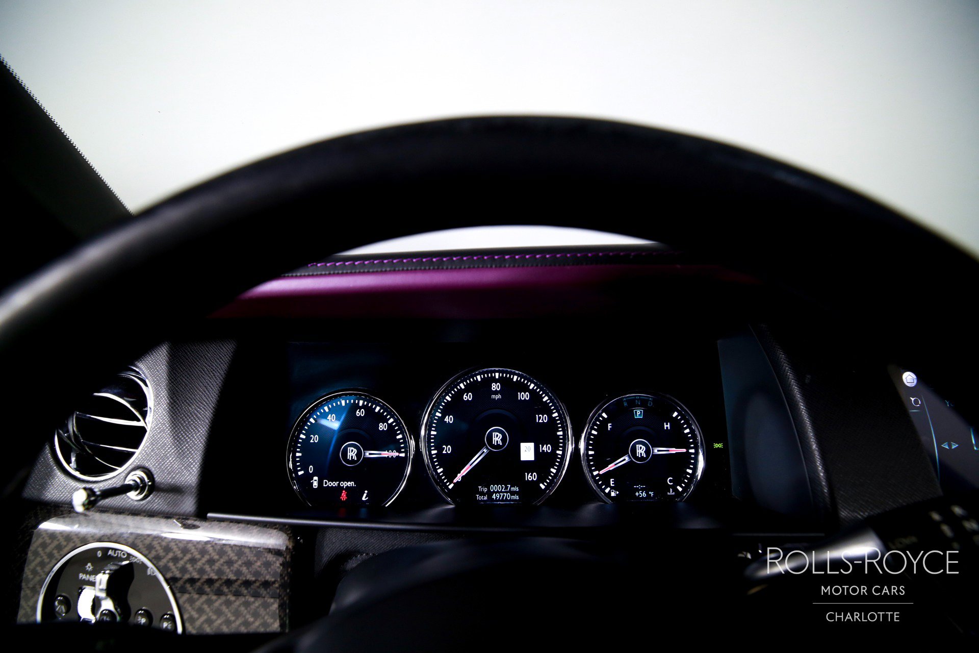 Used 2020 Rolls-Royce Cullinan Black Badge image 14