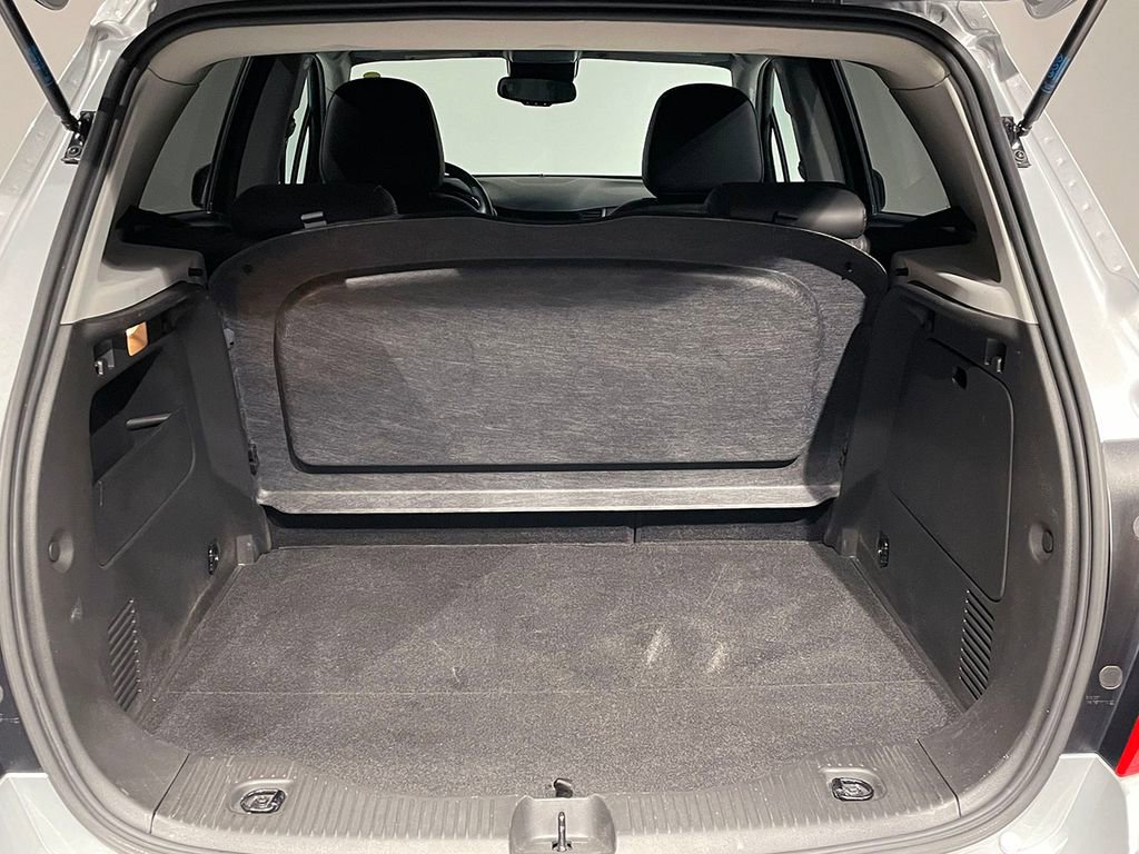 Used 2022 Chevrolet Trax LT w/ LT Convenience Package image 5