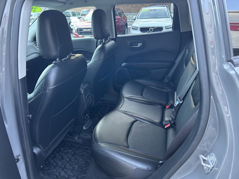 Used 2019 Jeep Compass Limited image 13