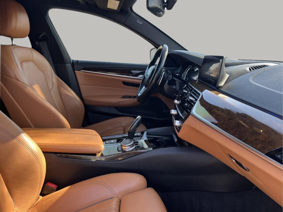 Used 2019 BMW 530i xDrive w/ Premium Package AWD/4WD image 36