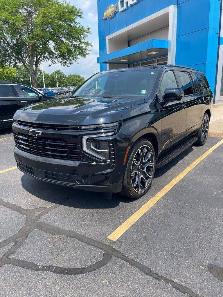 Certified 2025 Chevrolet Suburban RST w/ RST Capability Package