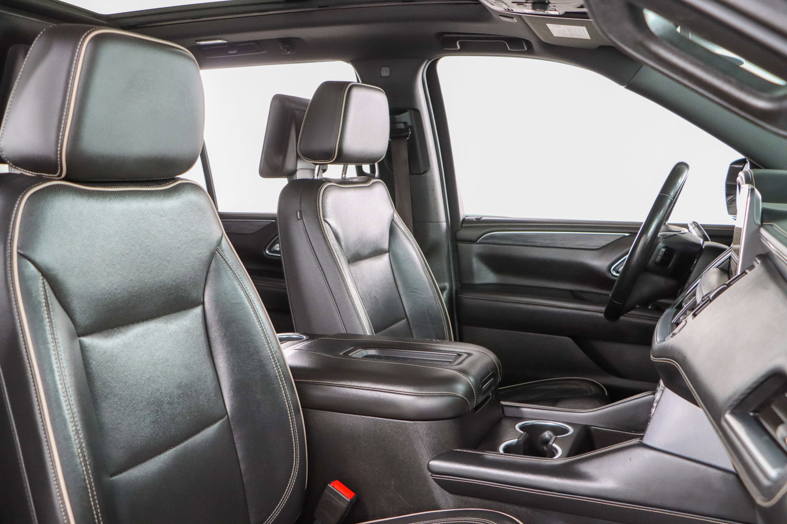 Used 2021 GMC Yukon SLT w/ SLT Luxury Plus Package image 32