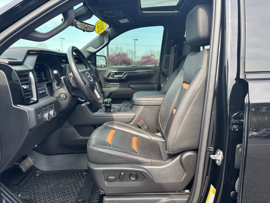 Used 2023 GMC Sierra 1500 AT4 w/ Technology Package image 16