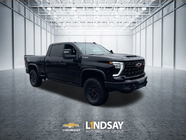 Used 2025 Chevrolet Silverado 2500 ZR2 w/ ZR2 Bison Edition image 2