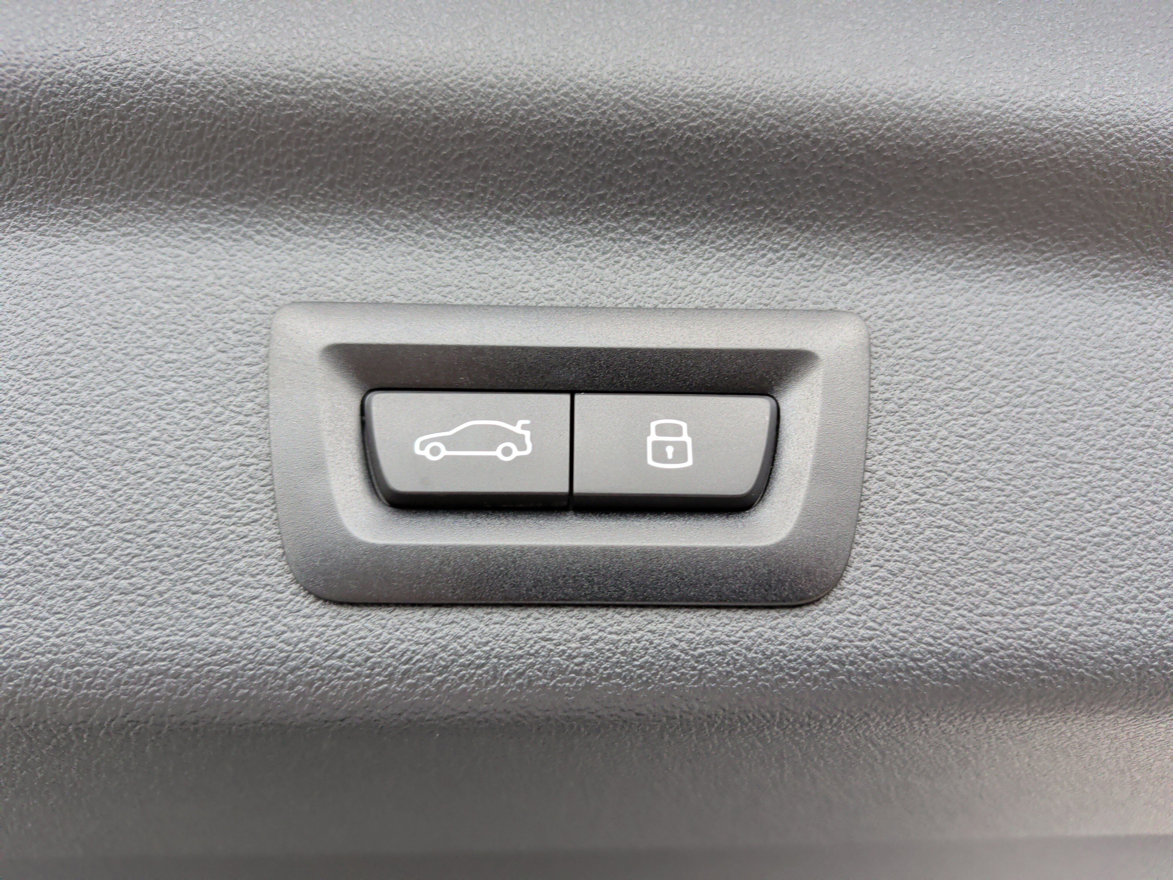 Certified 2023 BMW X1 xDrive28i w/ Convenience Package image 39