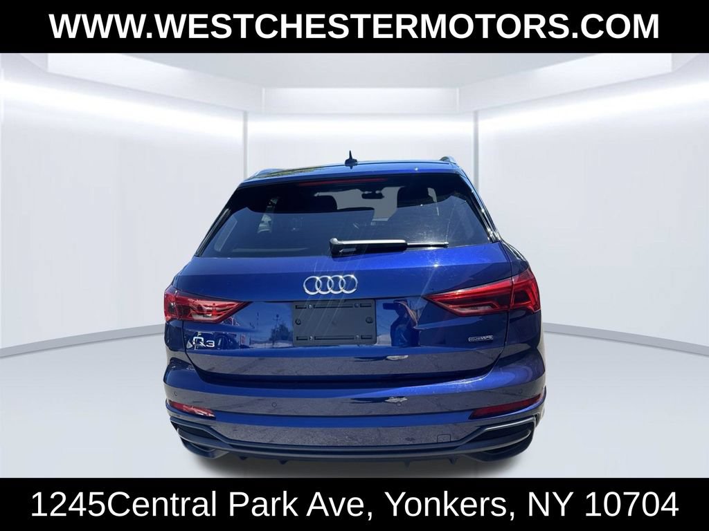 Used 2022 Audi Q3 2.0T Premium w/ Convenience Package AWD/4WD image 5