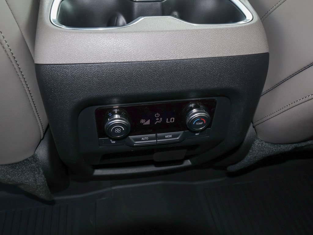 New 2026 GMC Acadia Elevation w/ Black Edition AWD/4WD image 12