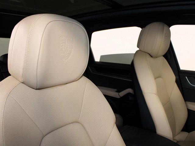 New 2025 Porsche Cayenne image 26