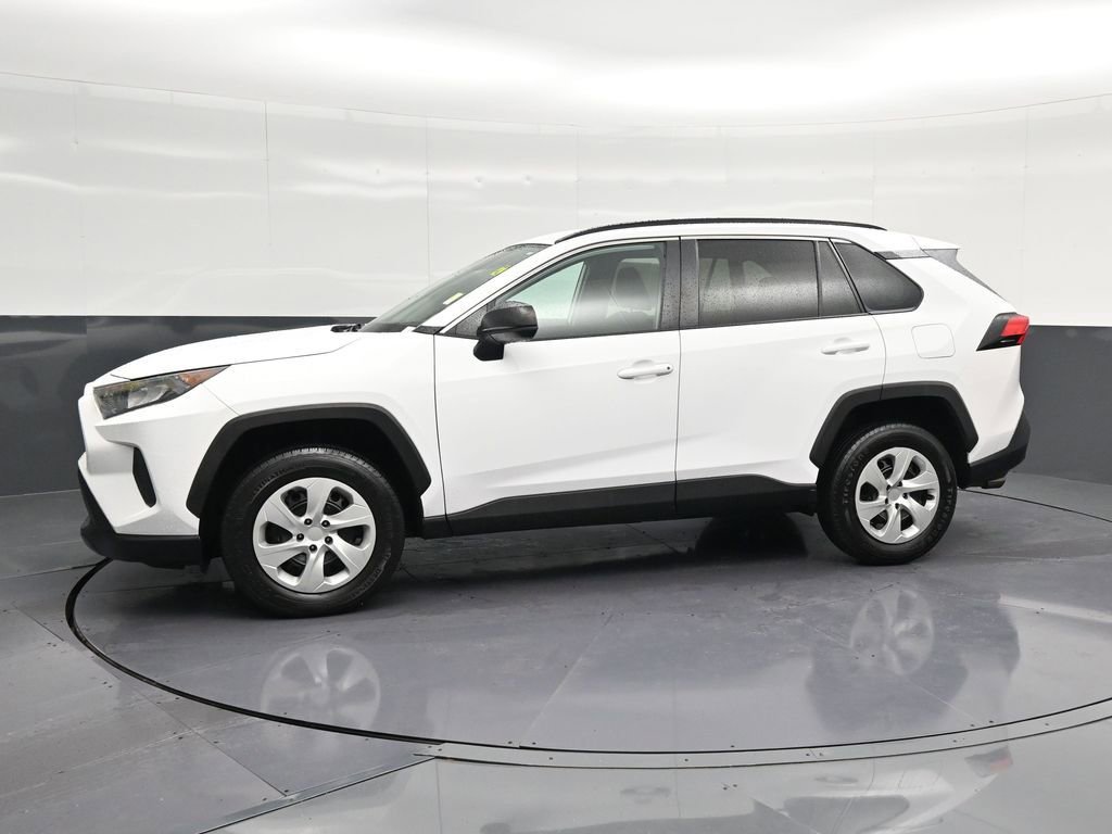 Used 2020 Toyota RAV4 LE FWD image 7