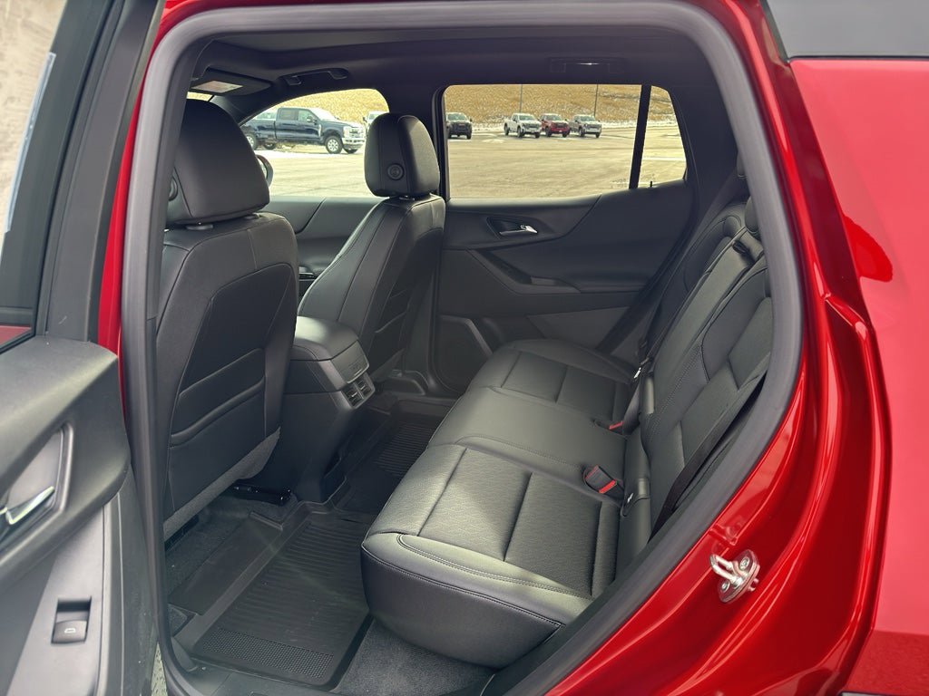 New 2026 Chevrolet Equinox LT w/ Convenience Package II AWD/4WD image 15