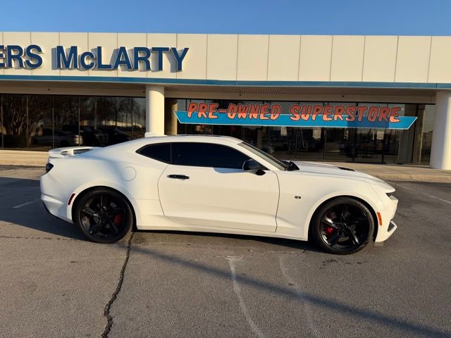 Used 2021 Chevrolet Camaro SS image 3