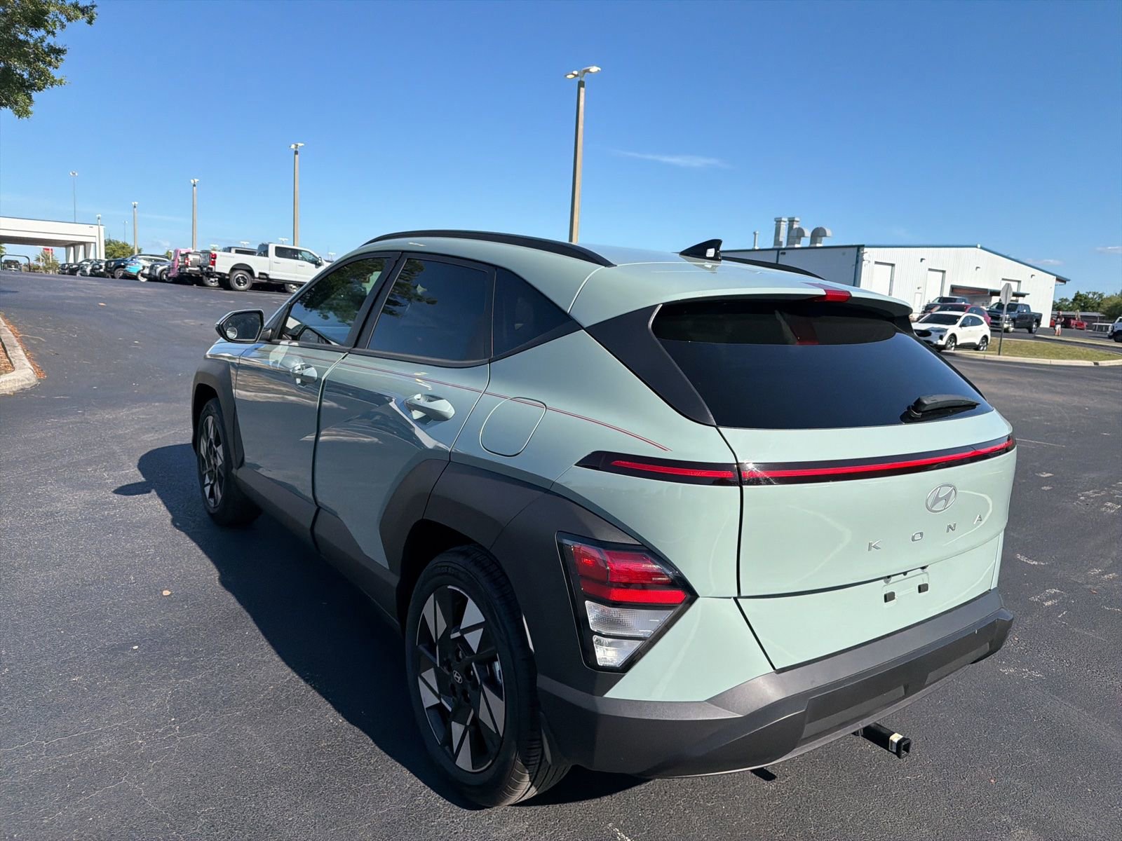 Used 2025 Hyundai Kona SEL image 8