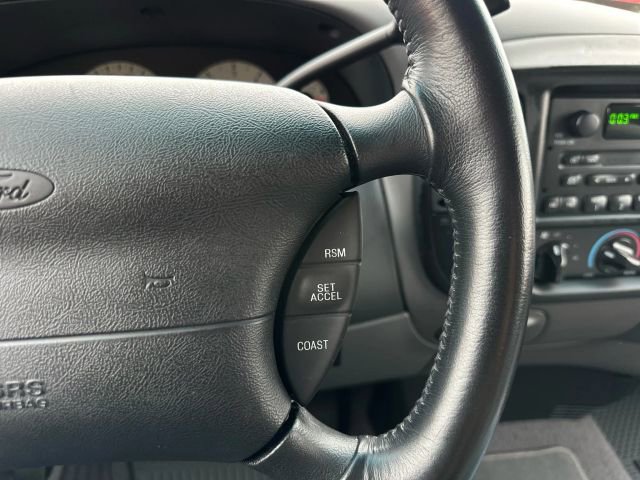 Used 2001 Ford F150 Lightning image 33