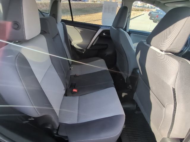 Used 2014 Toyota RAV4 XLE image 29