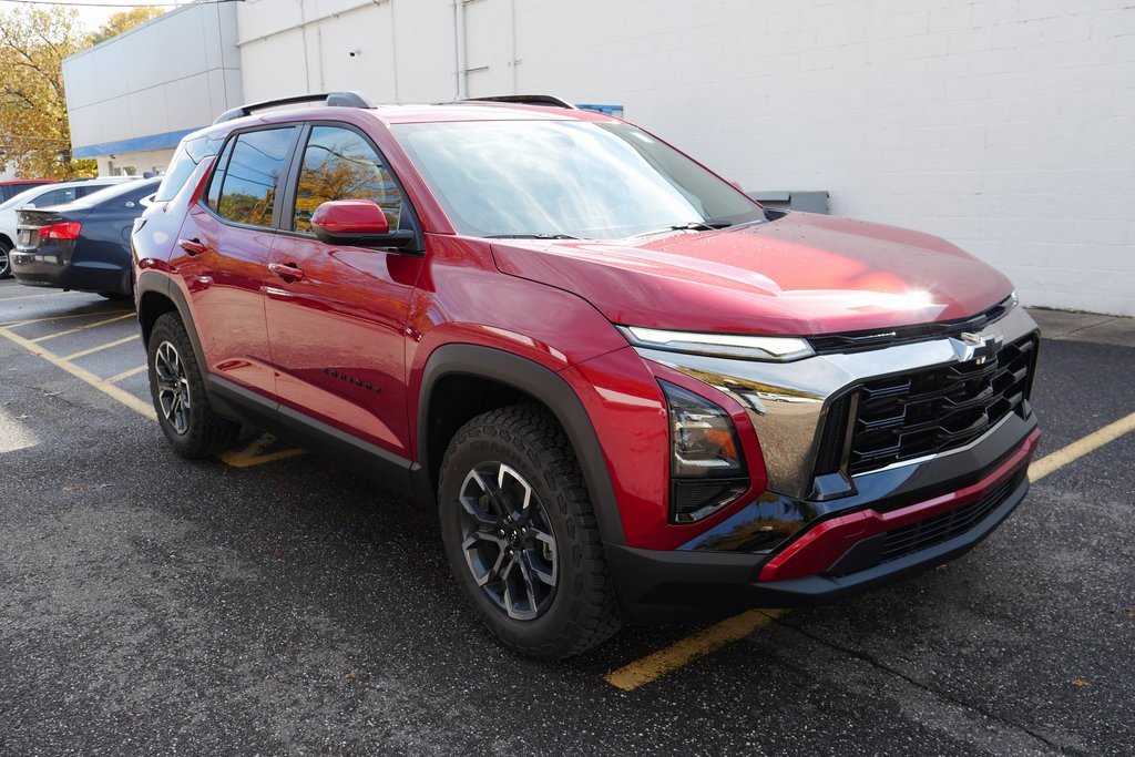 New 2026 Chevrolet Equinox ACTIV w/ Convenience Package III image 2