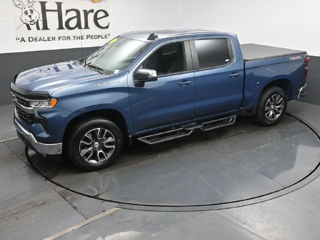 Used 2024 Chevrolet Silverado 1500 LT AWD/4WD image 48