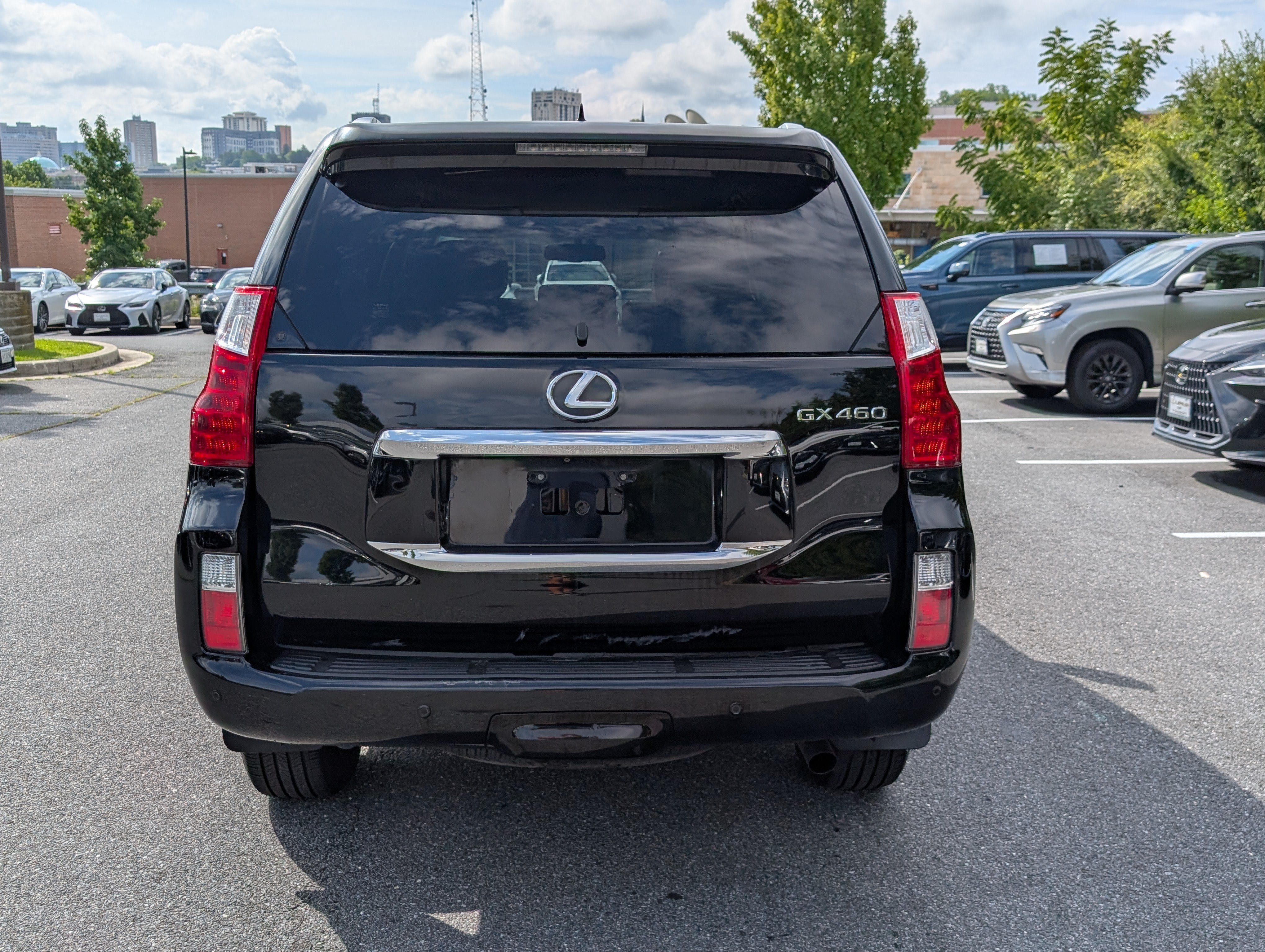 Used 2011 Lexus GX 460 Premium AWD/4WD image 4