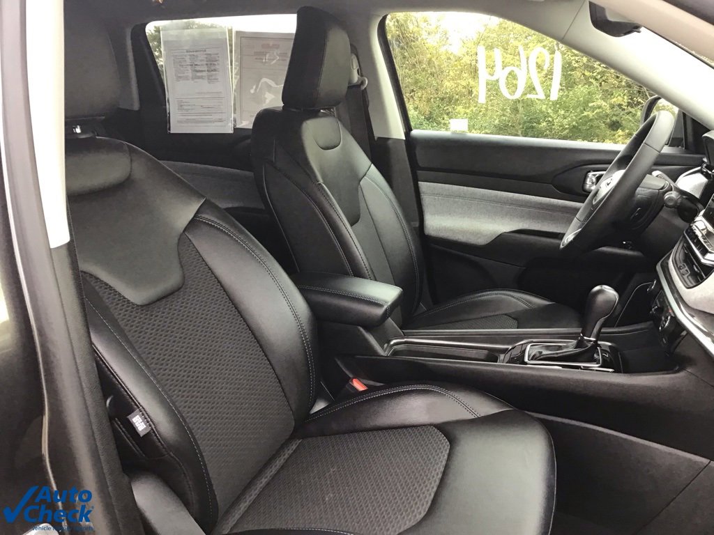 Used 2022 Jeep Compass Latitude image 23