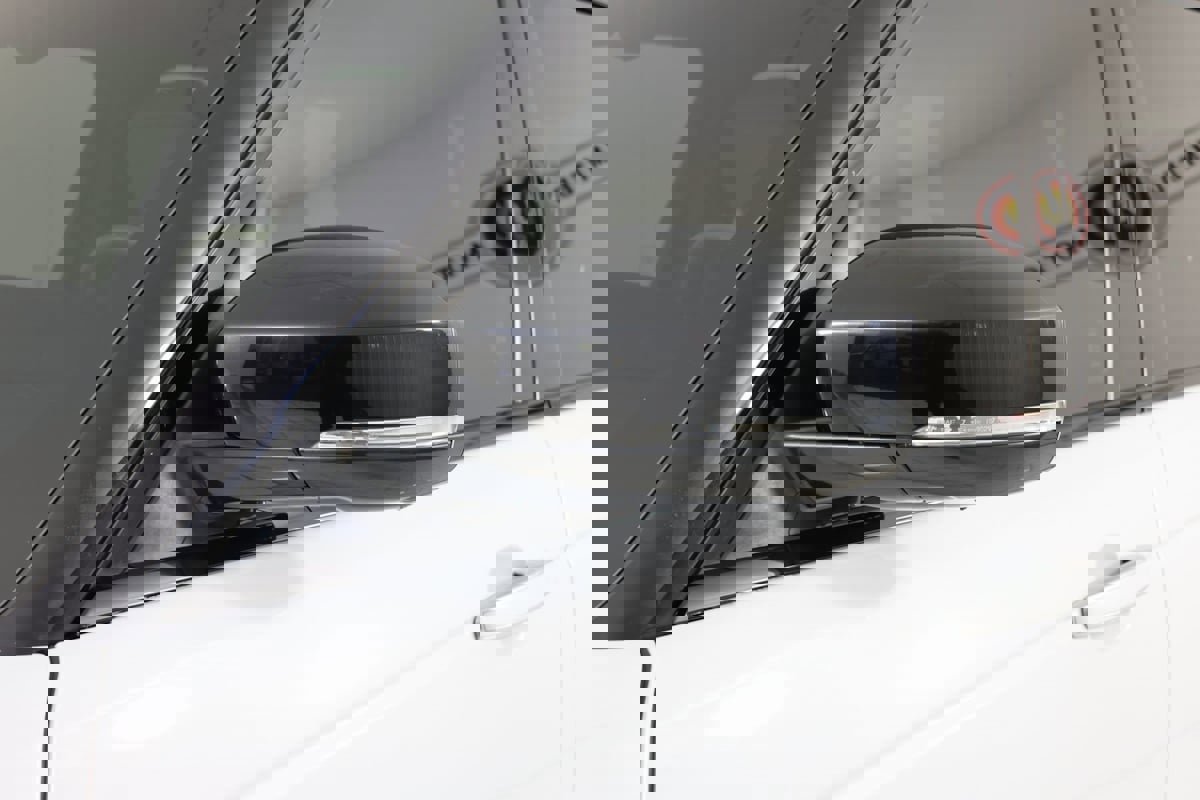 Used 2019 Land Rover Range Rover Autobiography image 52