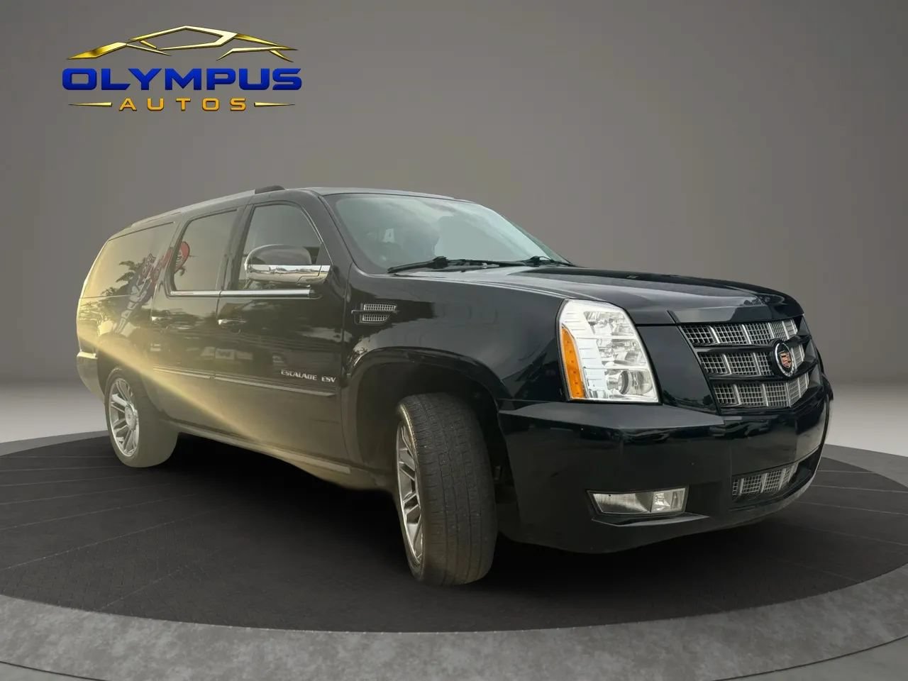 Used 2013 Cadillac Escalade ESV Premium AWD/4WD image 3