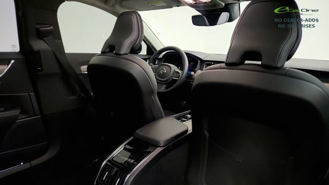 Used 2023 Volvo S90 B6 Plus AWD/4WD image 41