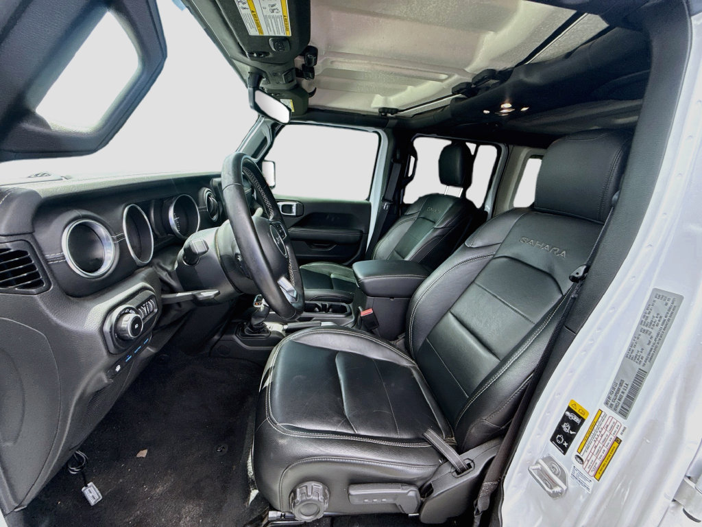 Used 2022 Jeep Wrangler Unlimited Sahara AWD/4WD image 23