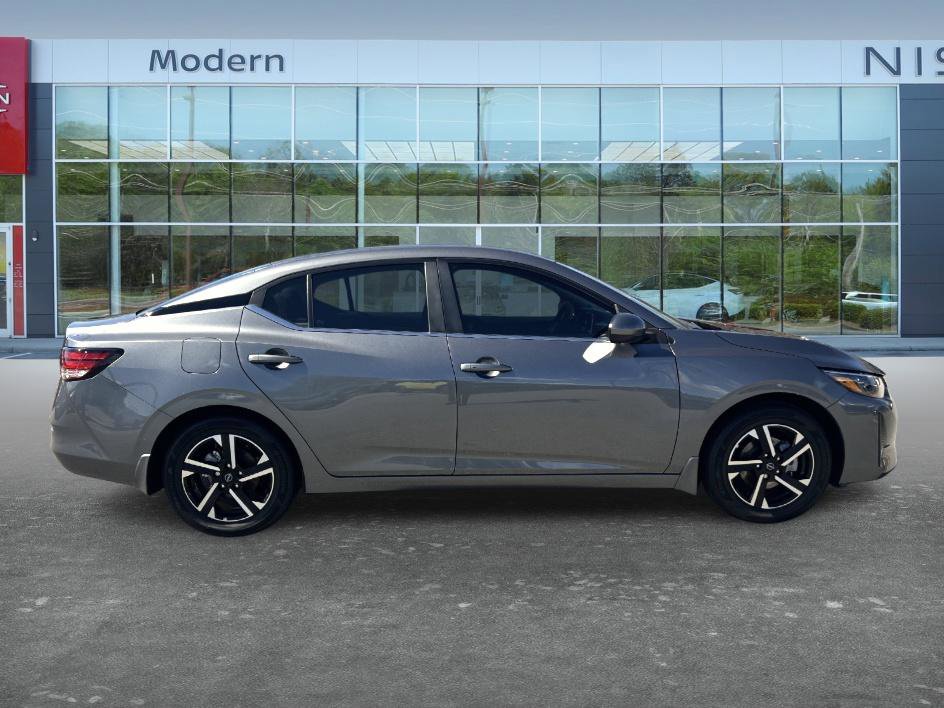 Certified 2025 Nissan Sentra SV w/ Trunk Package image 4