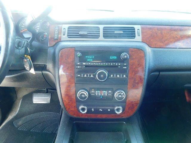 Used 2011 Chevrolet Avalanche LS w/ Regional Value Package RWD image 15