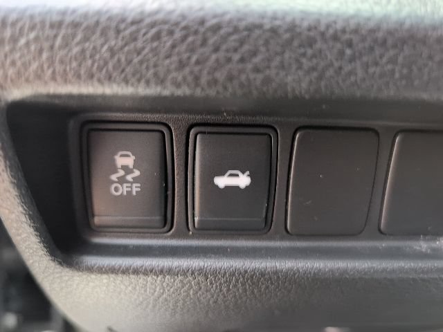 Used 2013 Nissan Altima 3.5 SV FWD image 15