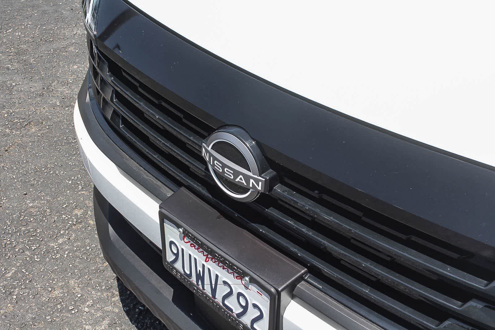 Used 2025 Nissan Kicks SV FWD image 14