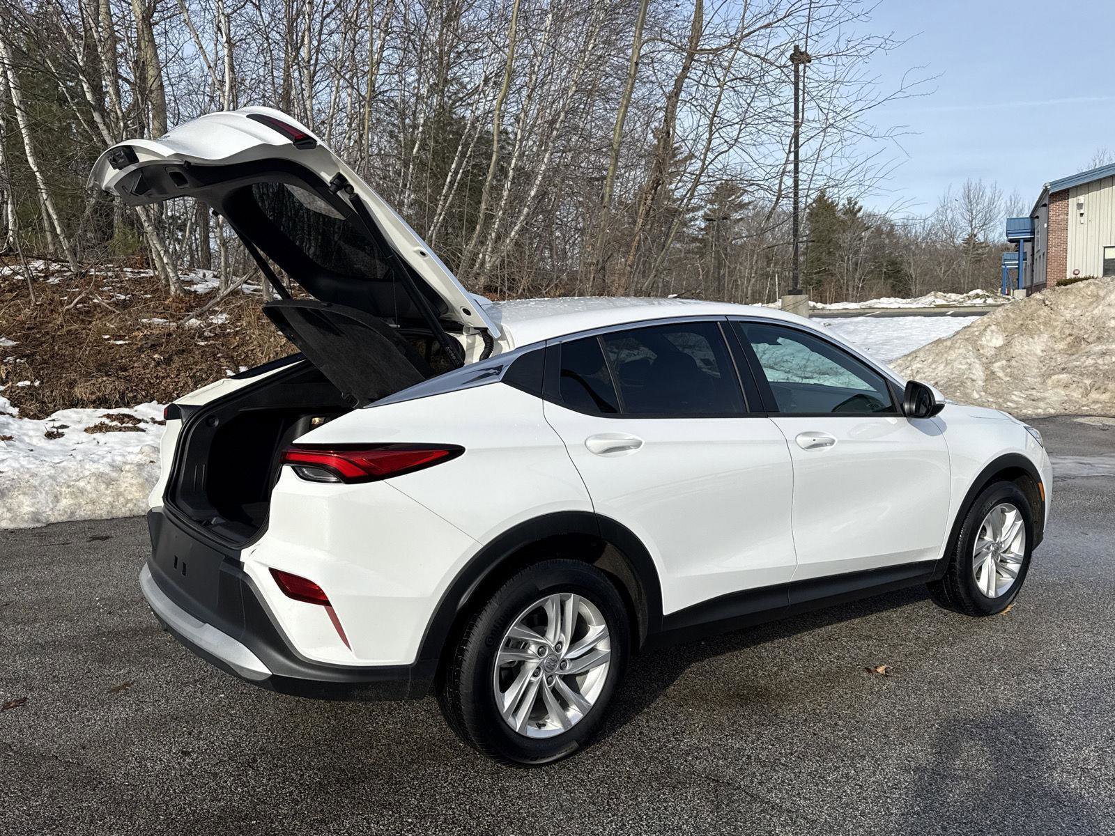 Used 2024 Buick Envista Preferred w/ Convenience I Package image 15