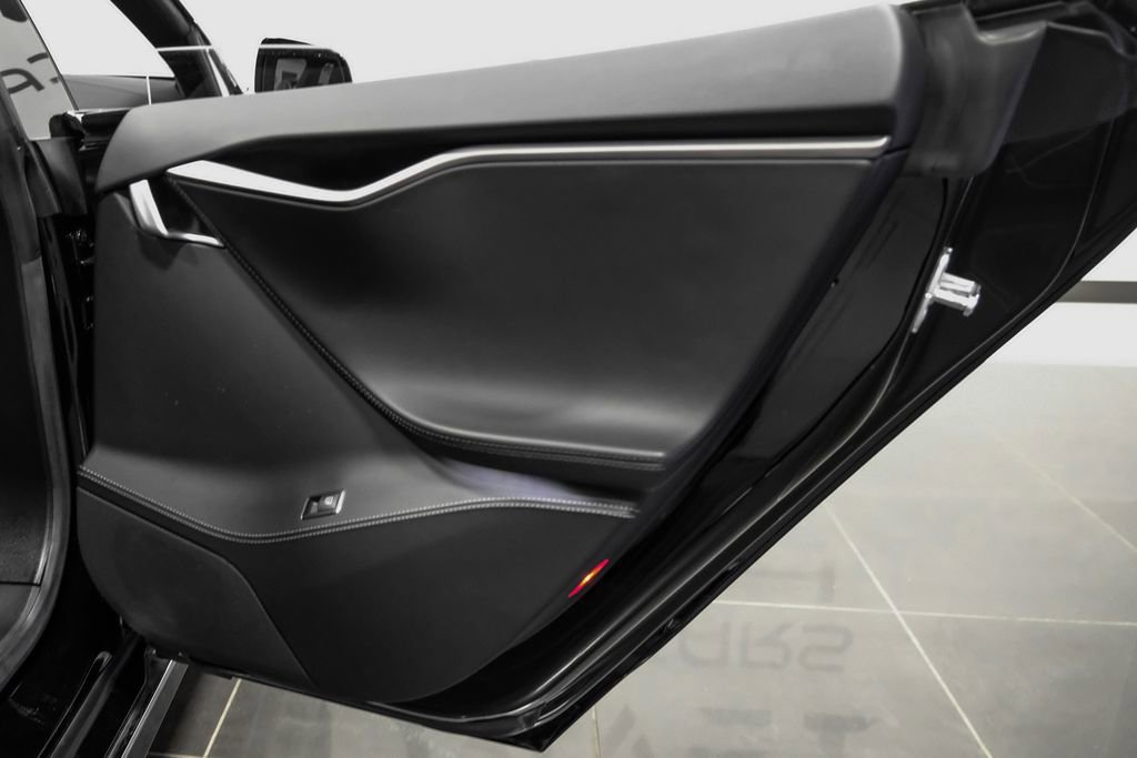 Used 2019 Tesla Model S 75D image 45