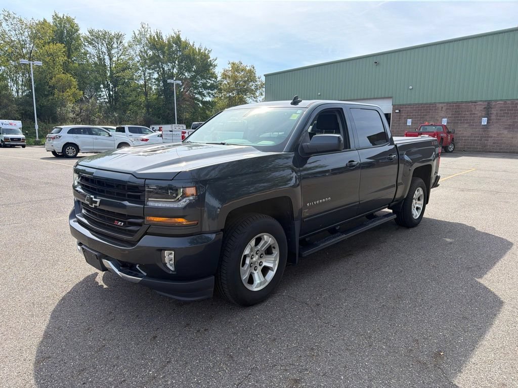 Used 2018 Chevrolet Silverado 1500 LT w/ All Star Edition AWD/4WD image 5