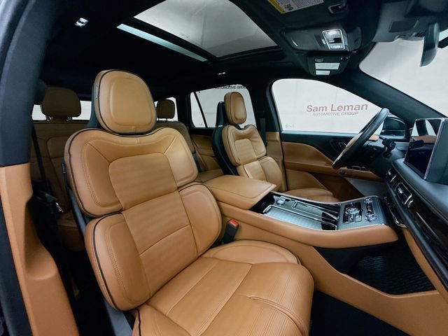 Used 2023 Lincoln Aviator Black Label w/ Dynamic Handling Package image 32
