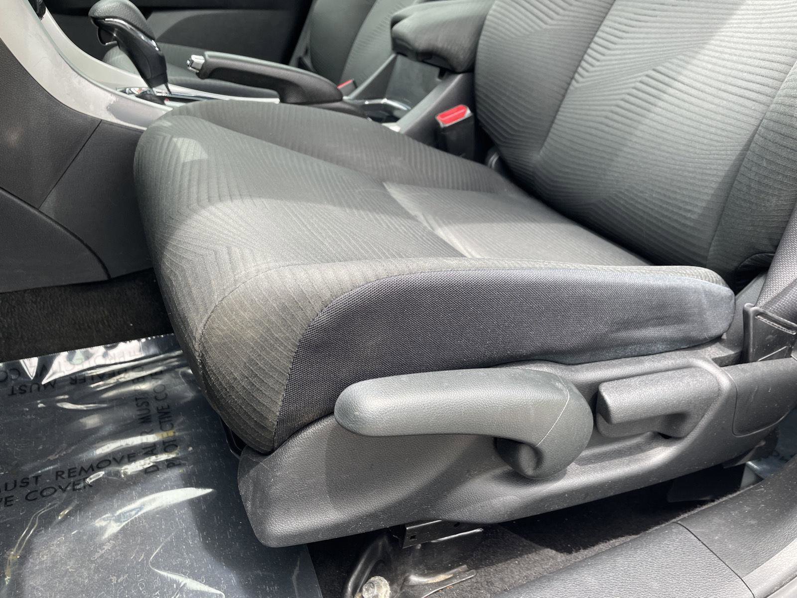 Used 2017 Honda Accord LX image 4