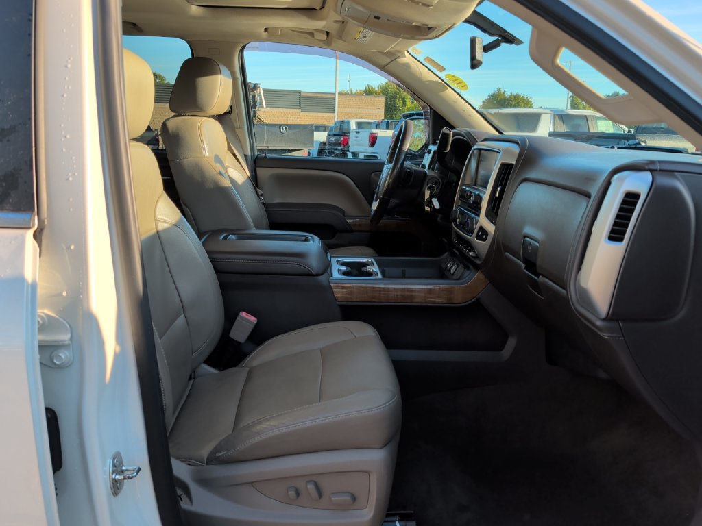Used 2015 GMC Sierra 1500 SLT w/ SLT Crew Cab Value Package AWD/4WD image 37