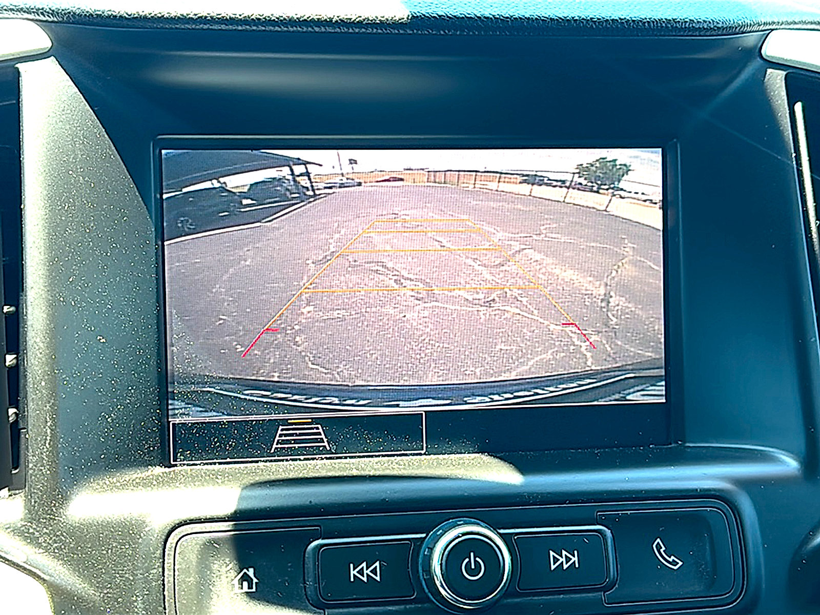 Used 2022 GMC Terrain SLE w/ Driver Convenience Package FWD image 32