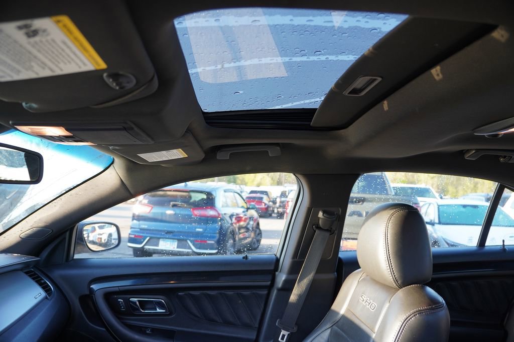 Used 2015 Ford Taurus SHO w/ Equipment Group 401A AWD/4WD image 6