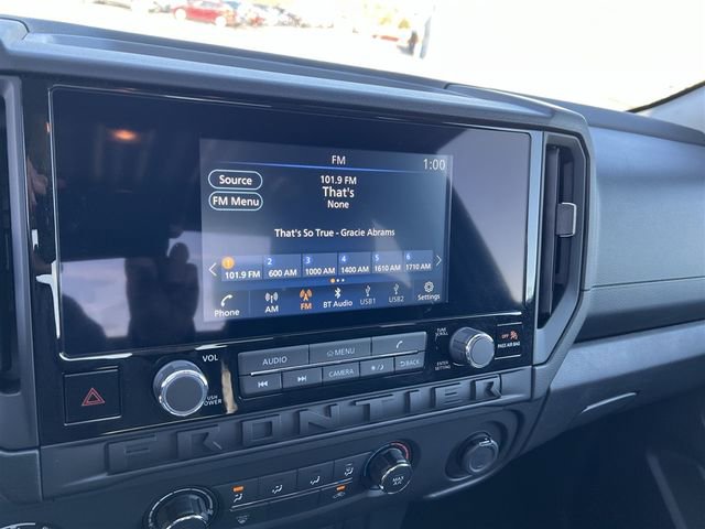 Used 2025 Nissan Frontier S image 15