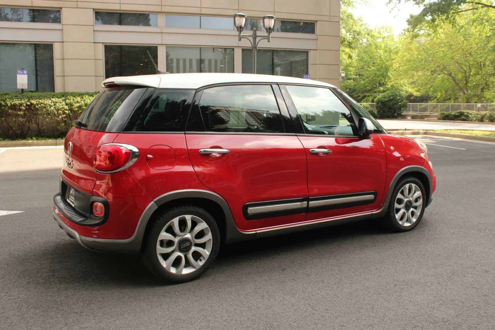 Used 2015 FIAT 500L Trekking FWD image 7