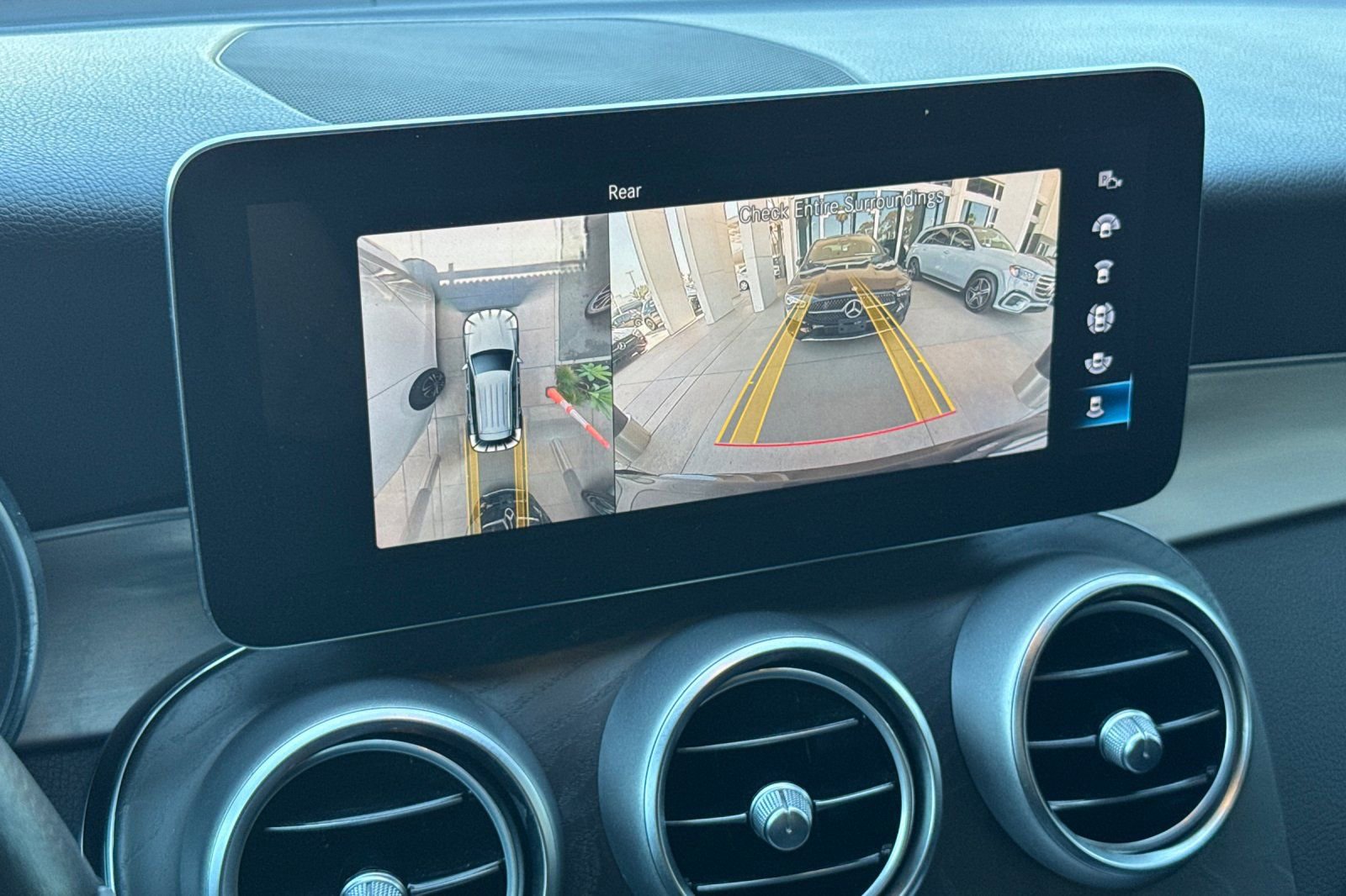 Used 2021 Mercedes-Benz GLC 300 image 22