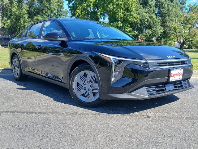 New 2026 Kia K4 FWD image 2
