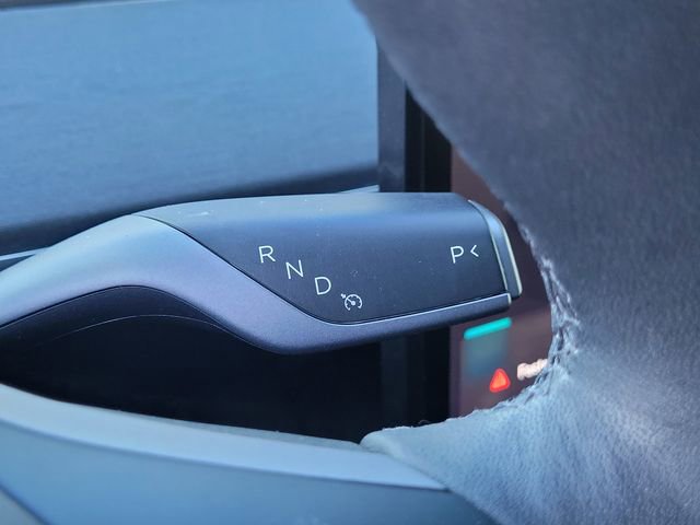 Used 2023 Tesla Model Y Long Range image 12