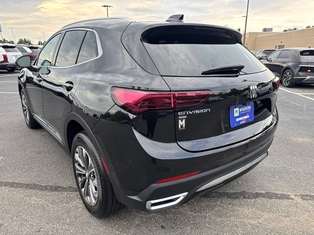 Used 2025 Buick Envision Preferred AWD/4WD image 4