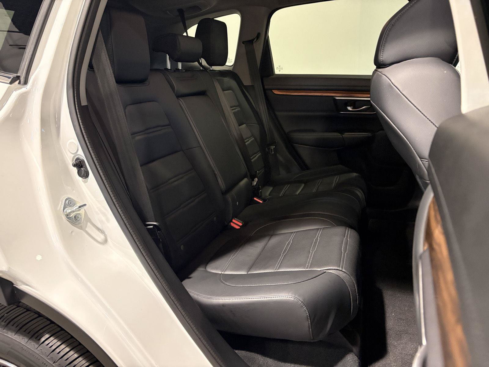 Used 2022 Honda CR-V Touring image 37