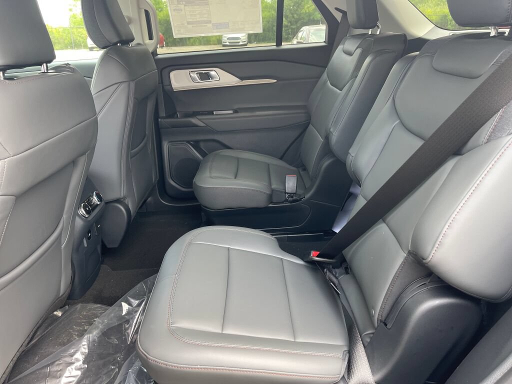 New 2026 Ford Explorer Active w/ Active Comfort Package AWD/4WD image 20