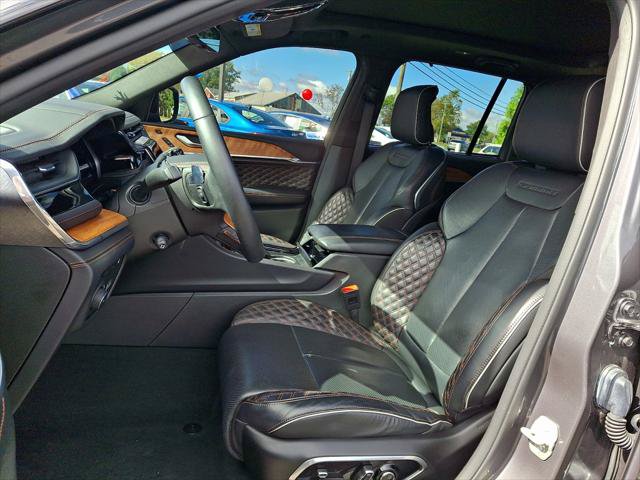 Certified 2024 Jeep Grand Cherokee Summit AWD/4WD image 24