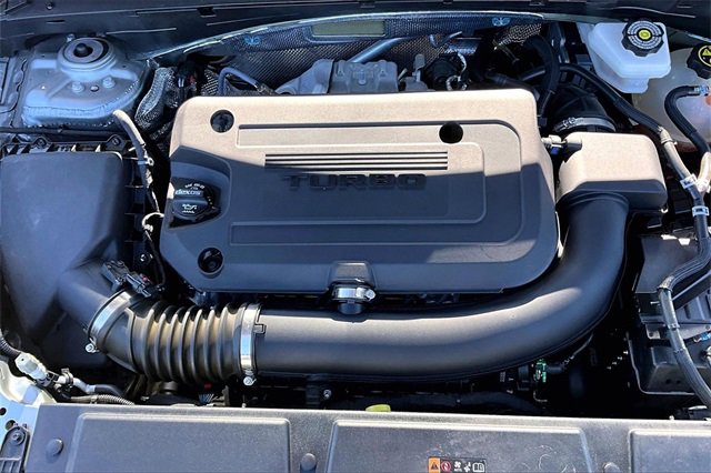 Used 2023 Buick Envision Essence image 31